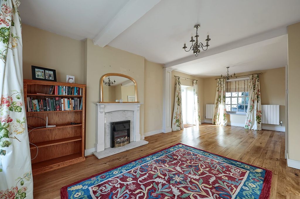 Property photo 3 of 20 4522832