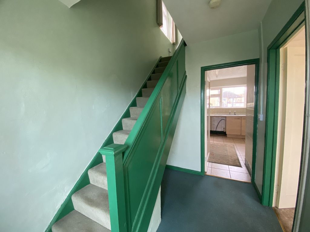 Property photo 2 of 20 Hall