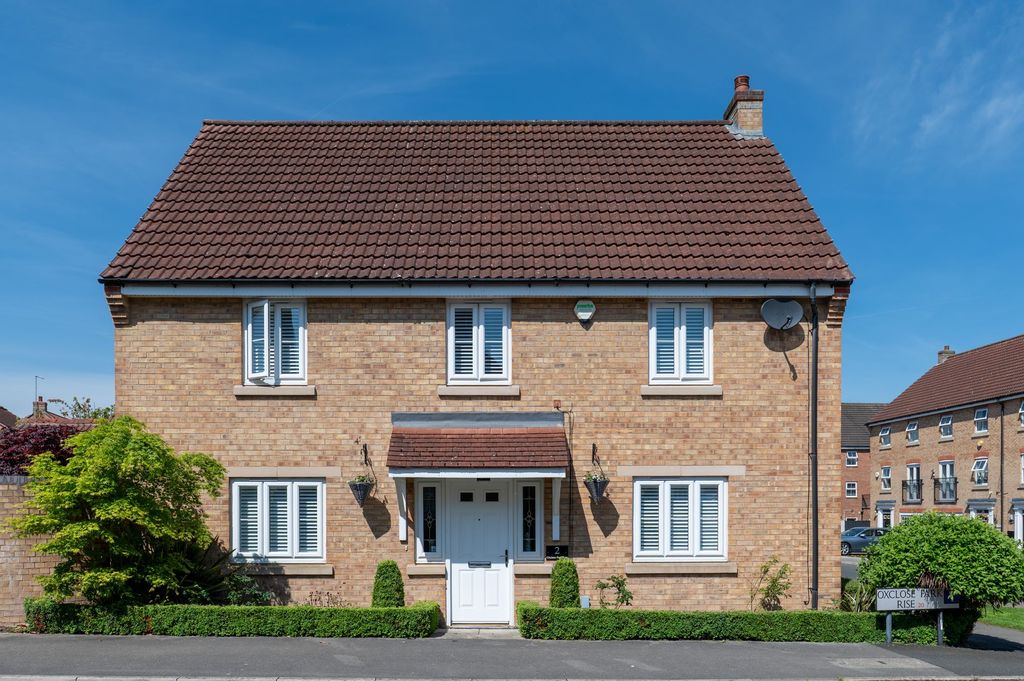 Property photo 1 of 33