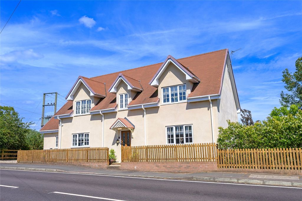 Property photo 2 of 39 Picture No. 02
