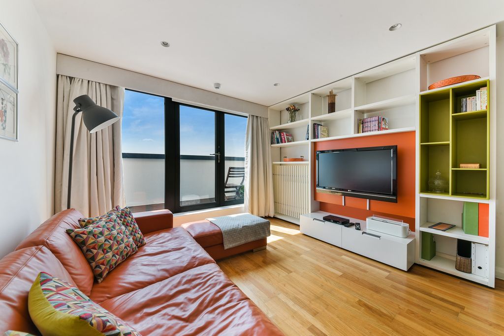 Property photo 1 of 7