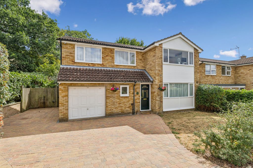 Property photo 1 of 33