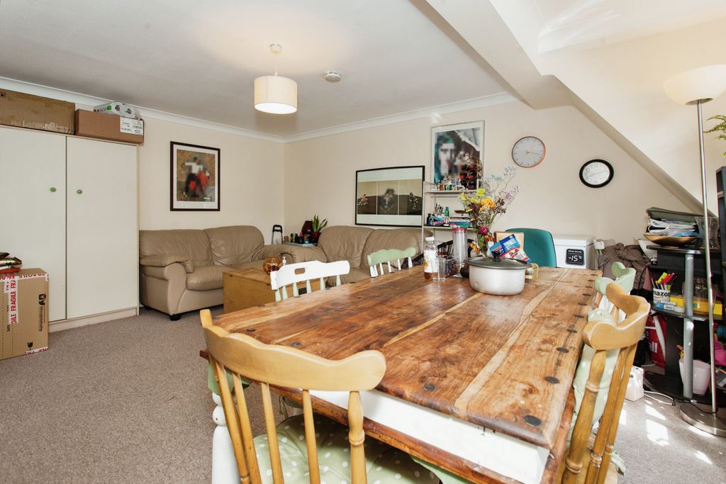 Property photo 2 of 14 Photography