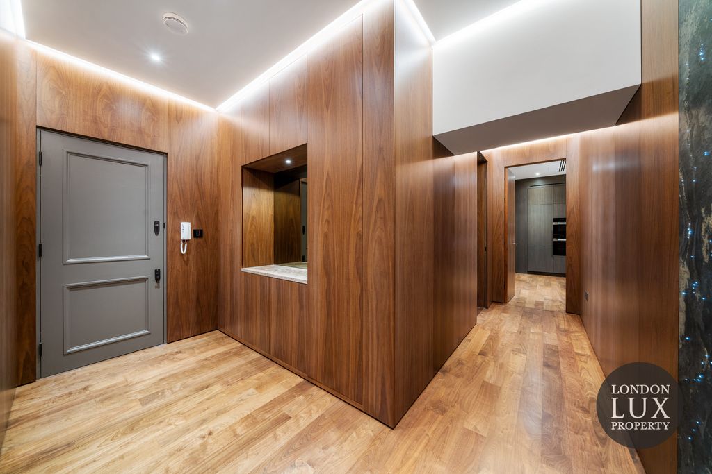 Ennismore Gardens, Knightsbridge SW7 photo 4