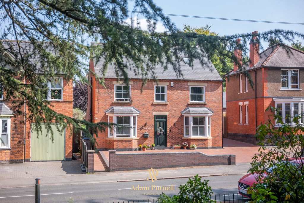 Property photo 1 of 40
