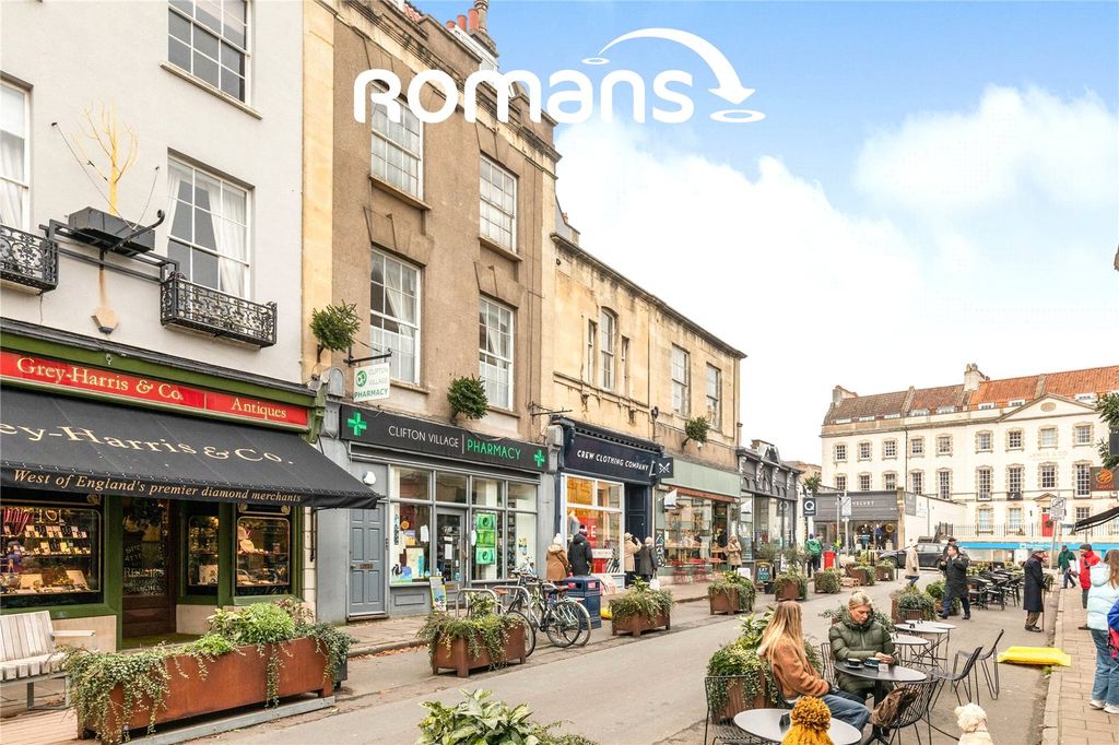 Property photo 1 of 10 Picture No. 12