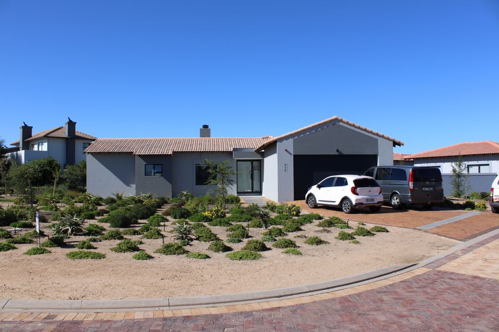 Property photo 2 of 40