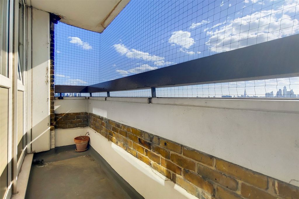 Property photo 3 of 11 Picture No. 10