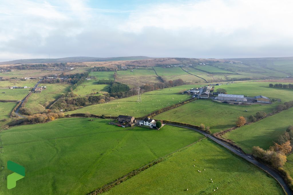Property photo 3 of 67 Birds Eye View
