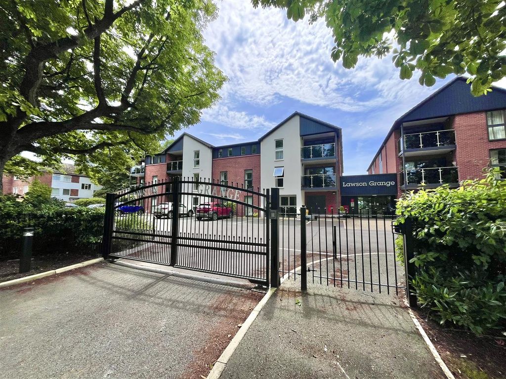 Property photo 1 of 26