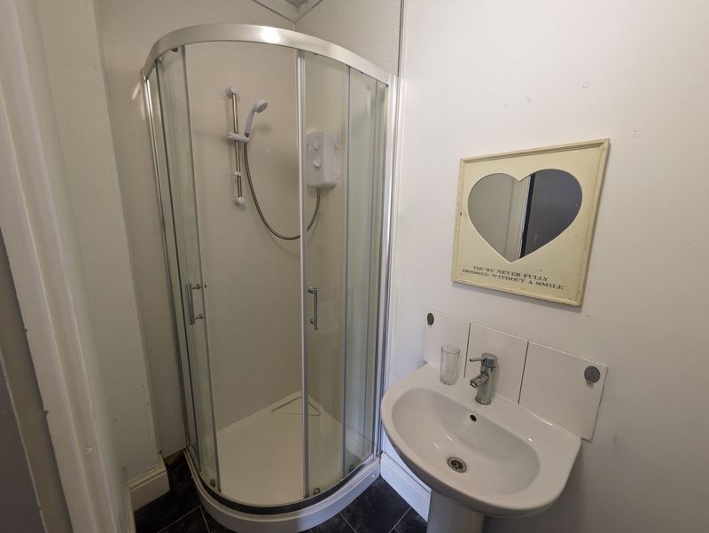 Property photo 3 of 4 Photo 11