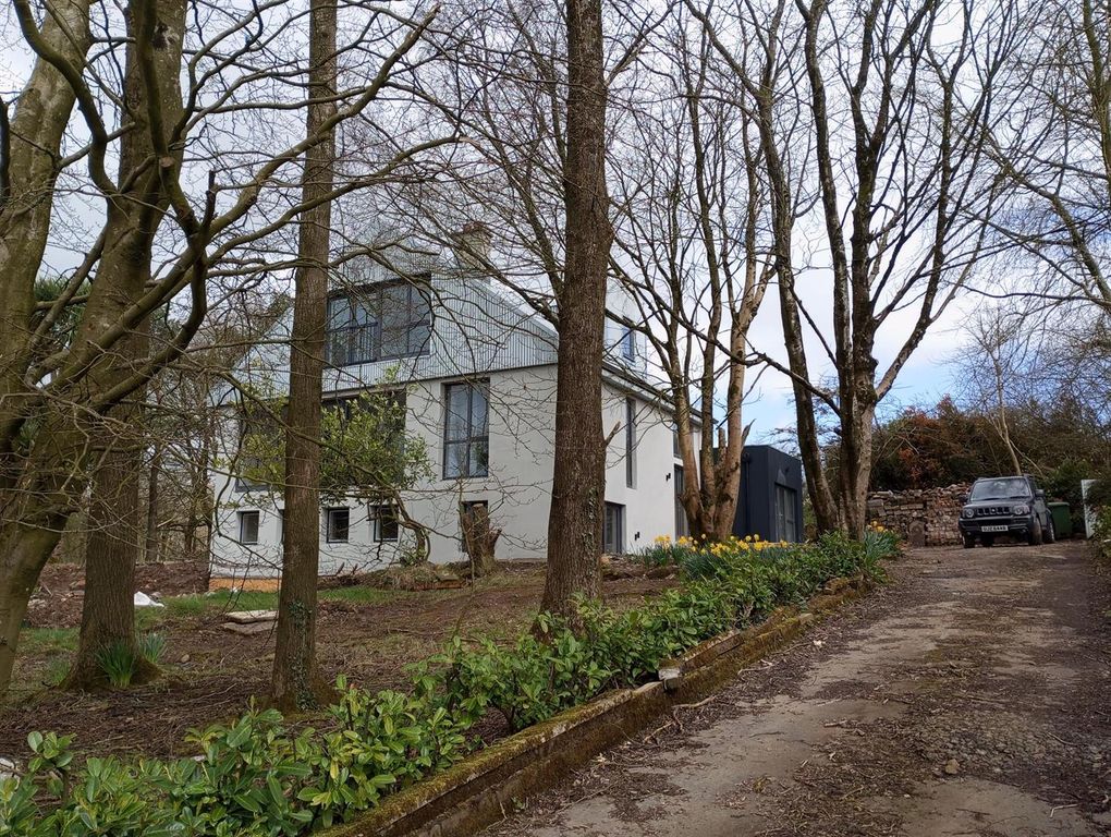 Property photo 3 of 41 2.Jpg