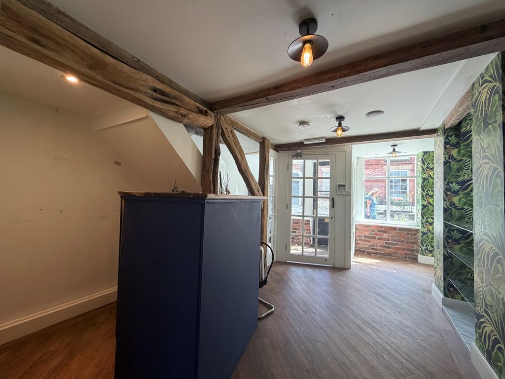Property photo 2 of 6 Reception Retail Area 1