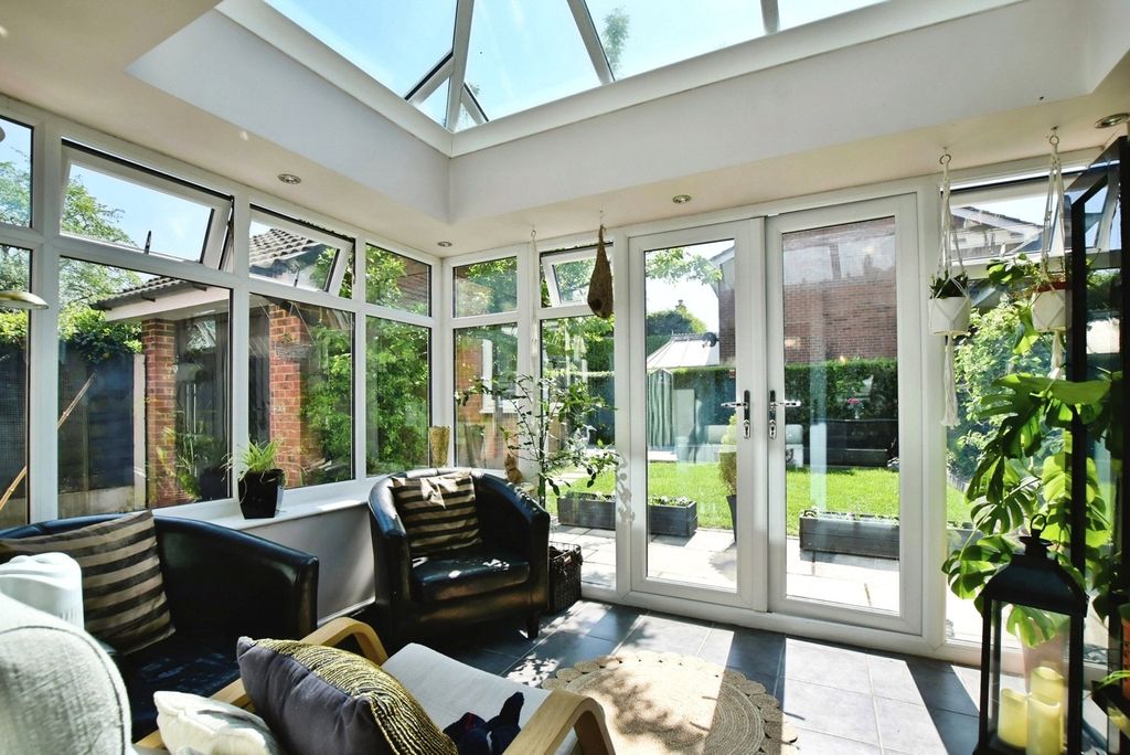 Property photo 3 of 17 Photo