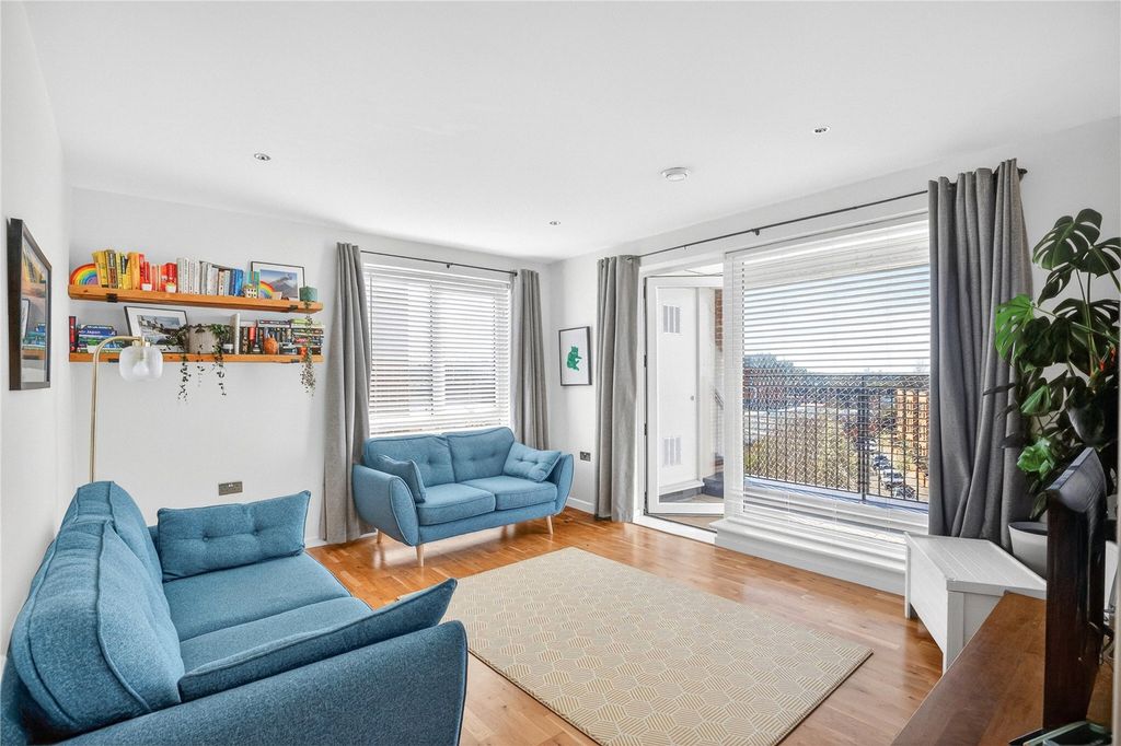 Property photo 1 of 16 Picture No. 01