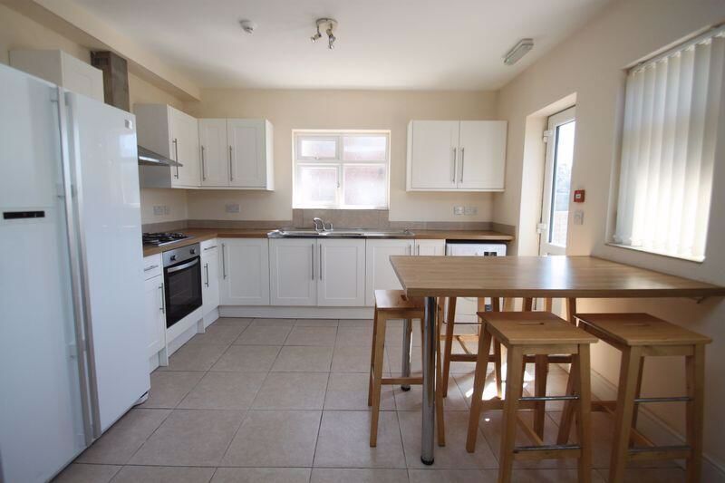 Property photo 3 of 7 Photo 1