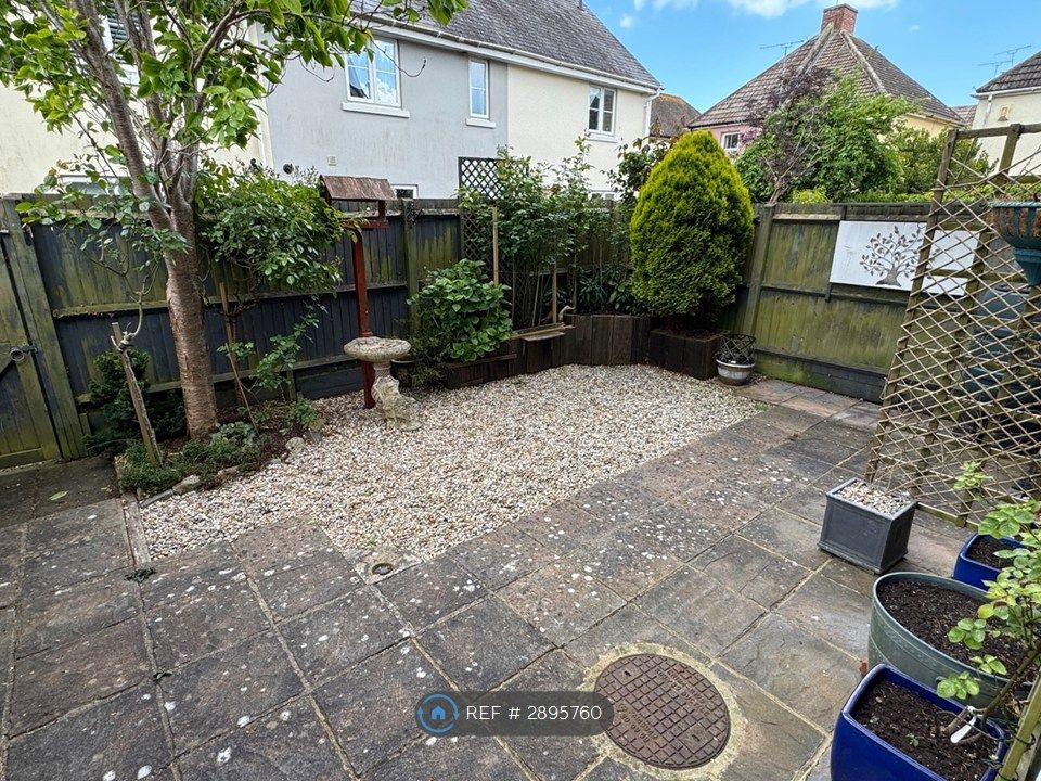 Property photo 3 of 13