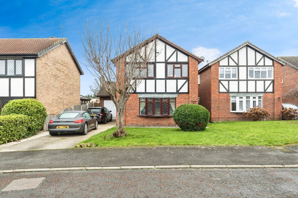 Property photo 1 of 19 Front View