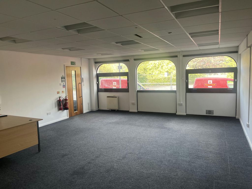 Property photo 2 of 6 Img_1443.Jpg