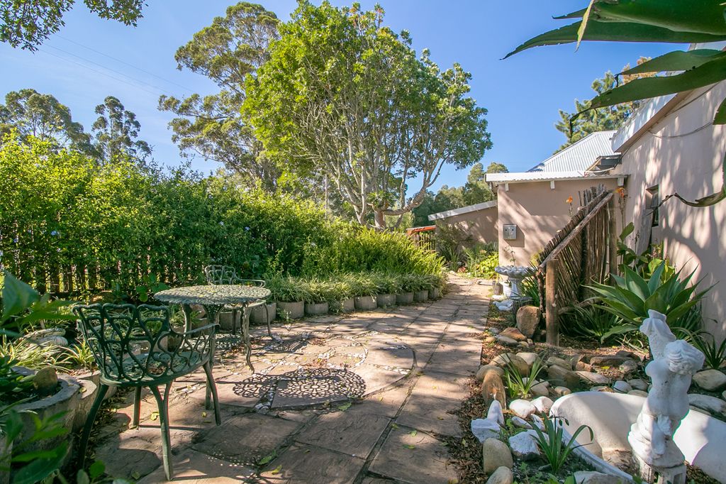 Property photo 3 of 40