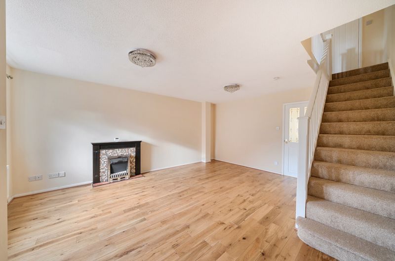 Property photo 3 of 17 Photo 3