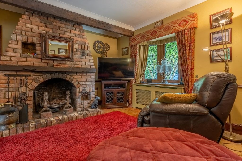 Property photo 3 of 30 Tg6