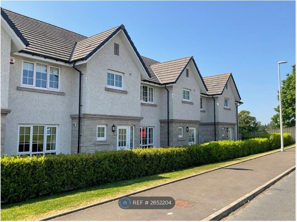 Property photo 1 of 17 Front