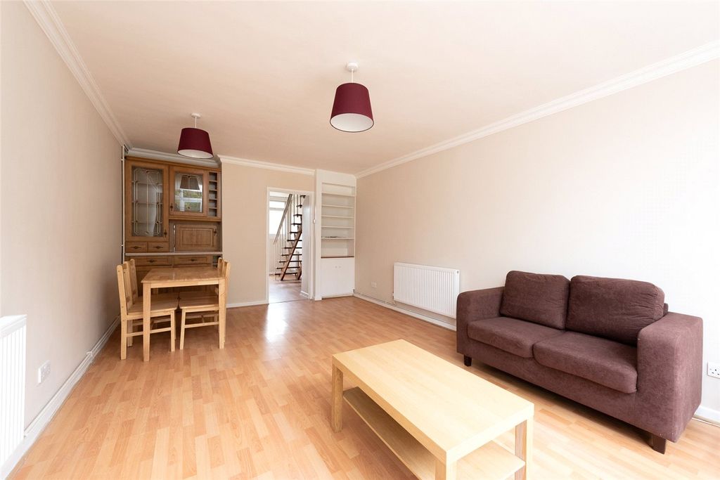 Property photo 2 of 9 Picture No. 05