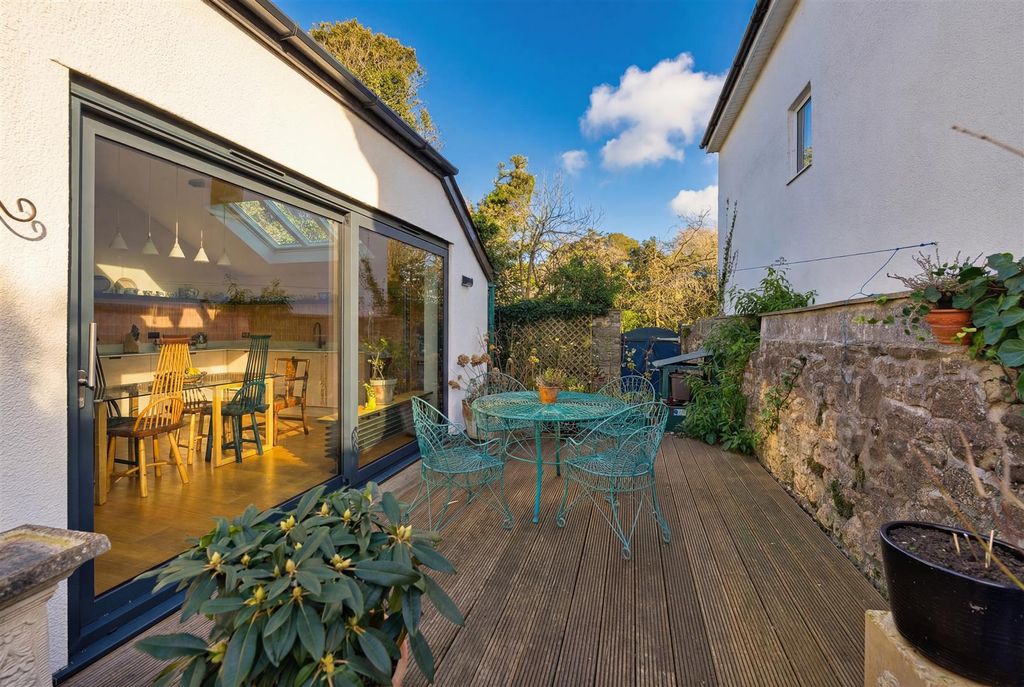 Property photo 3 of 12 6767788.Jpg