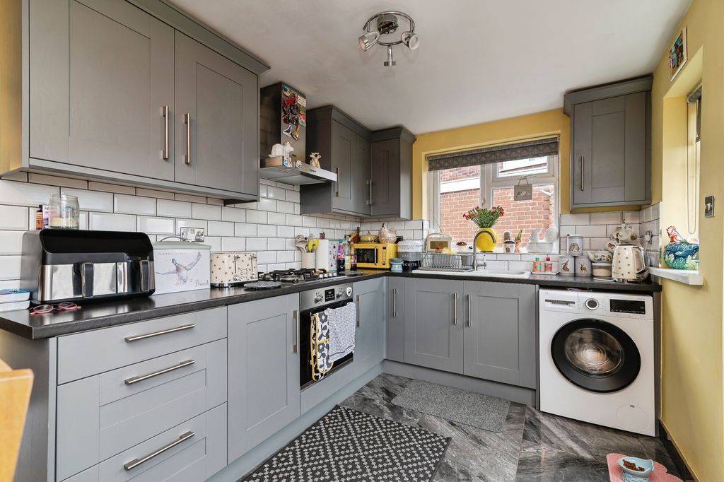 Property photo 3 of 22 Pbox-Img.Jpg