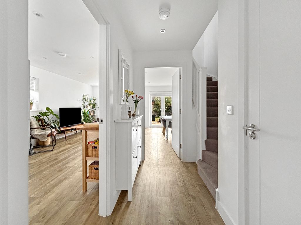 Property photo 2 of 19 Cbf11c81d60c5B9Aadb9Ea0011Ffa3329383F9B0