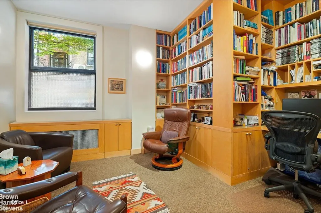 Property photo 3 of 10 <Alttext/>