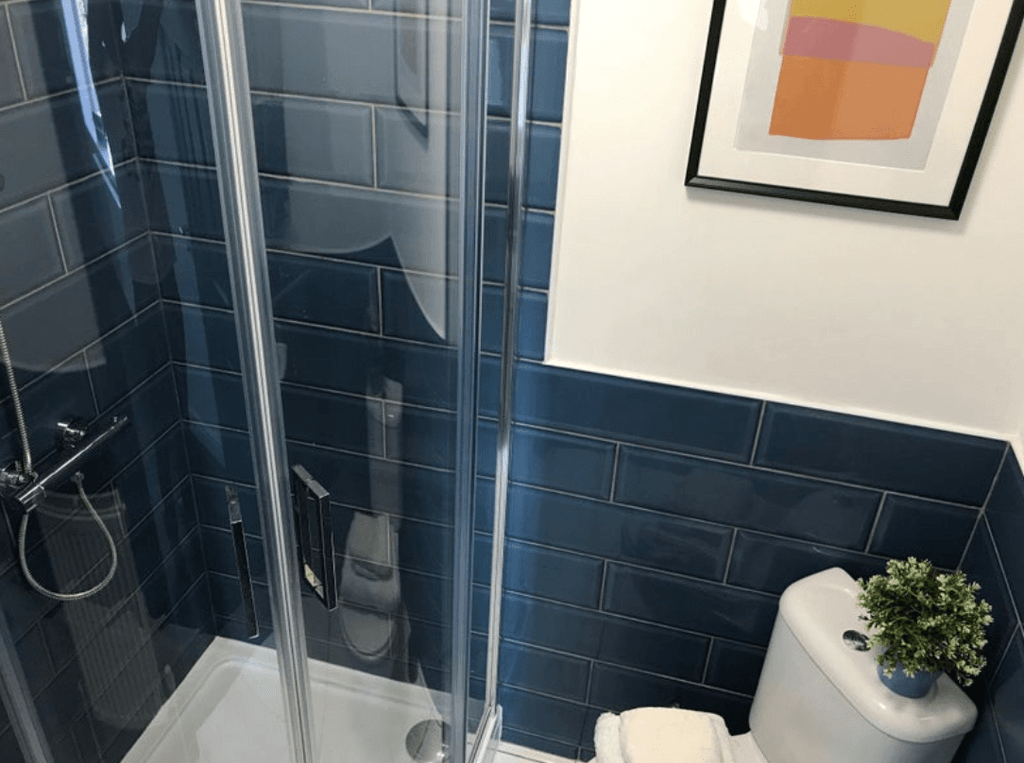 Property photo 2 of 4 Room