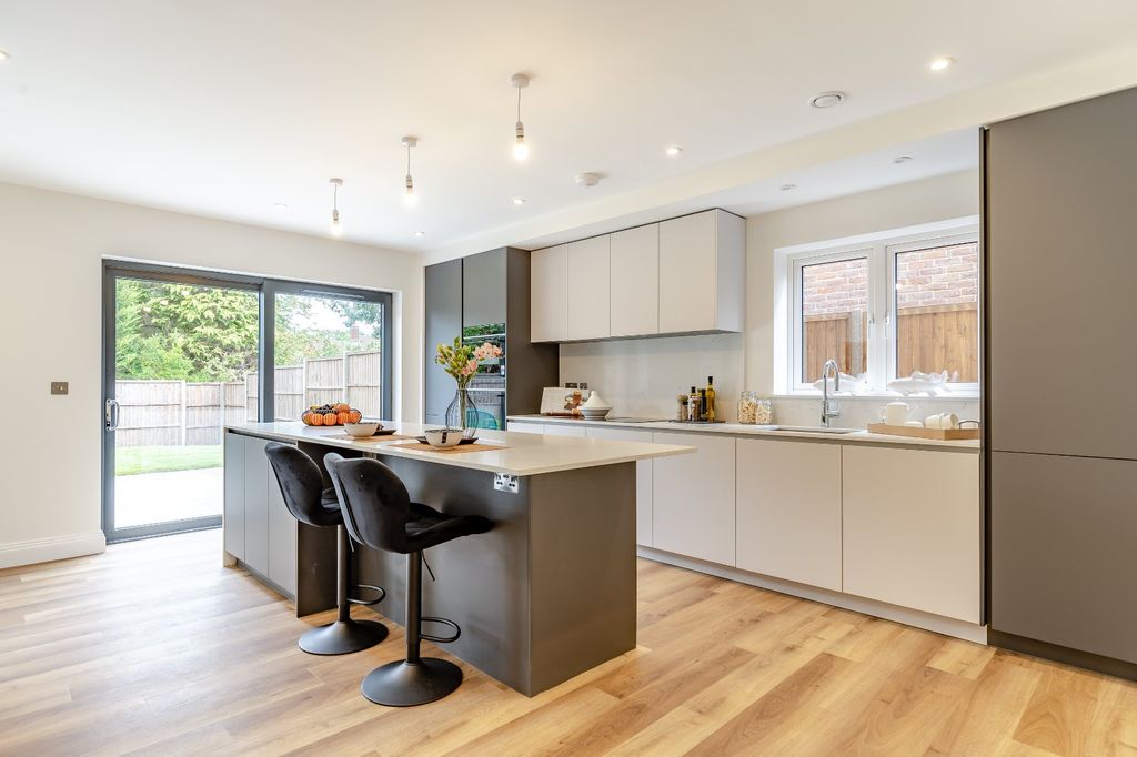 Property photo 3 of 12 Picture No. 42