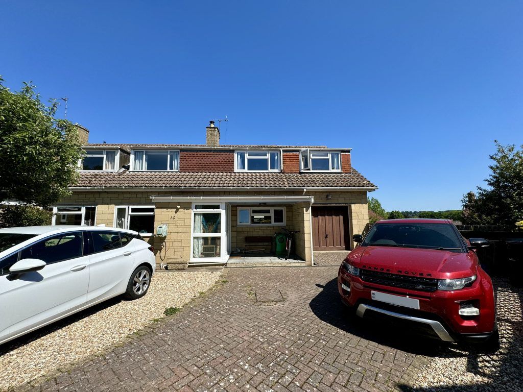 Property photo 1 of 18