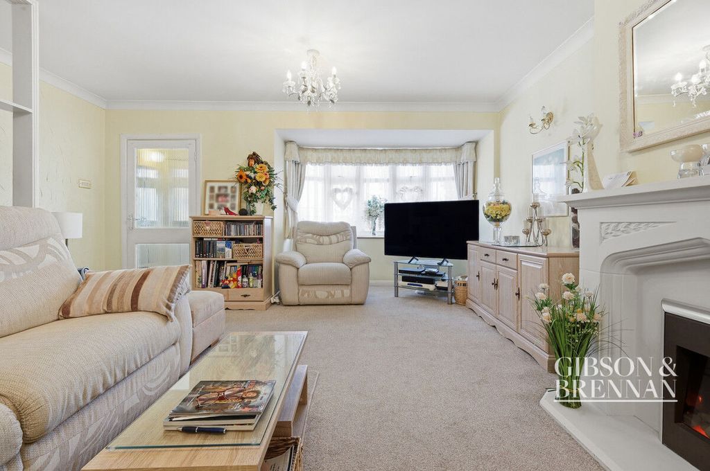 Property photo 1 of 21