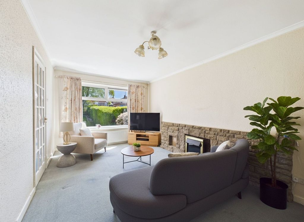 Property photo 2 of 15 Lounge (Virtually Furnished)