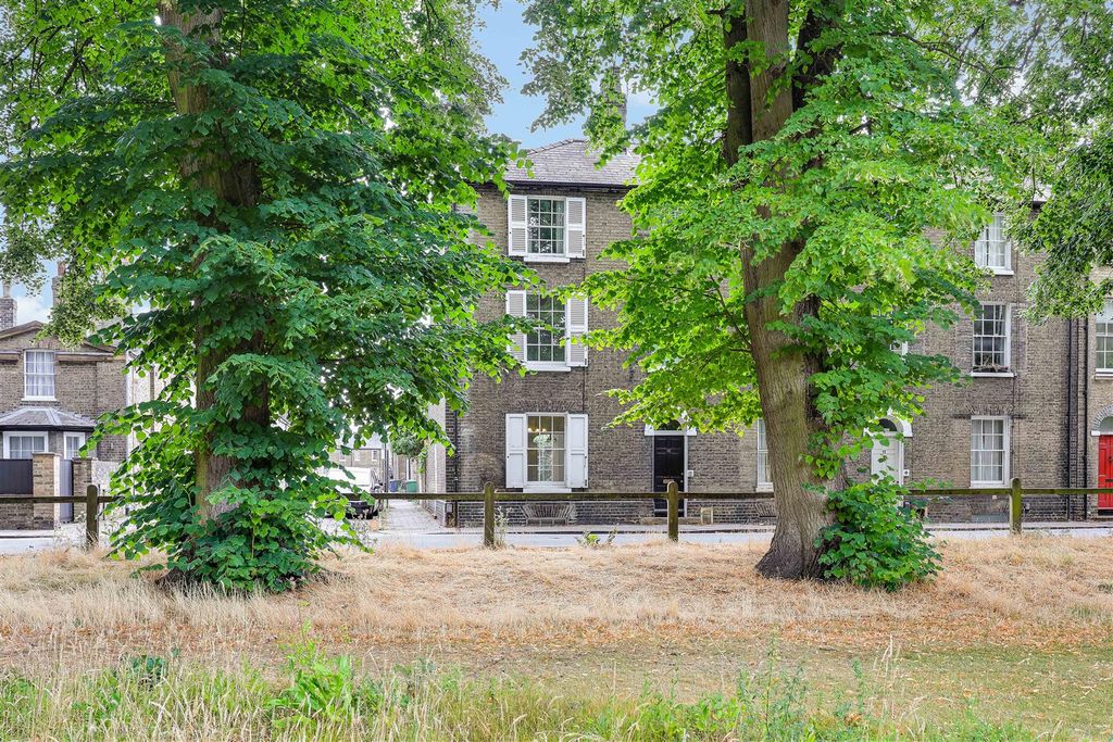Property photo 1 of 34 Img (2).Jpg