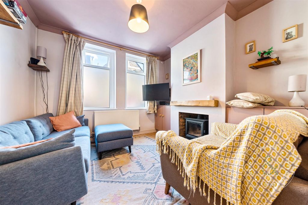 Property photo 3 of 27 Ethel-Street-15.Jpg