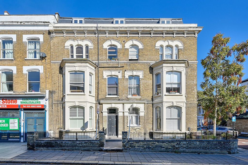 Property photo 1 of 7
