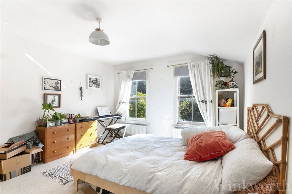 Property photo 3 of 9 Picture No. 06