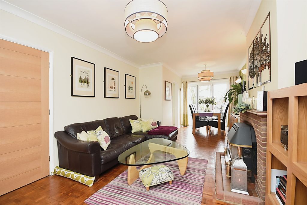 Property photo 3 of 15