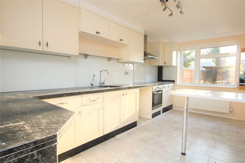 Property photo 2 of 11 Picture No. 07