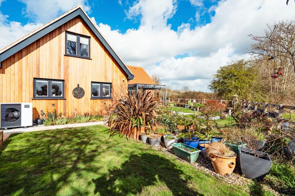 Additional image 25 of 4 bed detached house for saleOak Tree Meadow, Dereham NR19