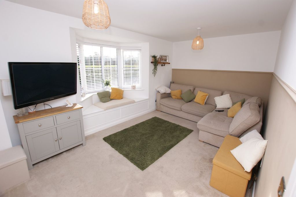 Property photo 3 of 12 Picture No. 03