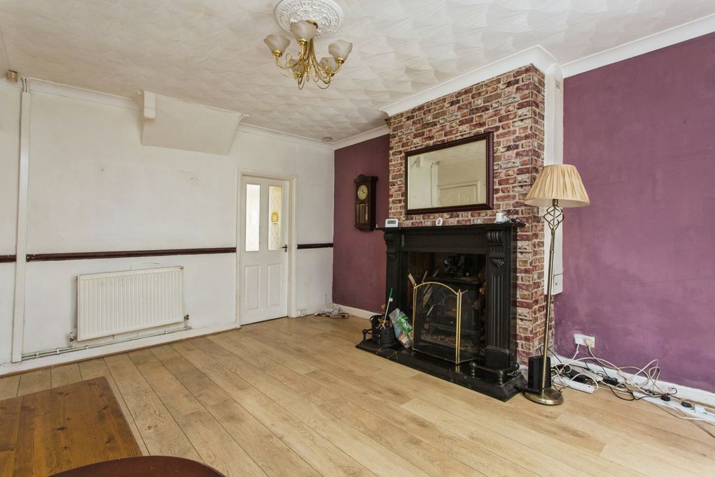 Property photo 3 of 15