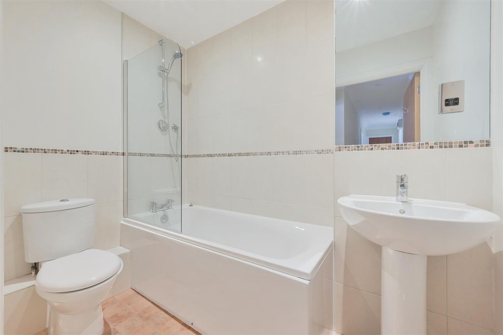 Property photo 3 of 9 Prospect Court, Flat 10  (4).Jpg