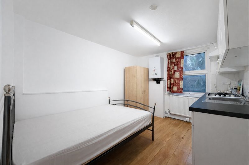 Property photo 3 of 5 Gallery