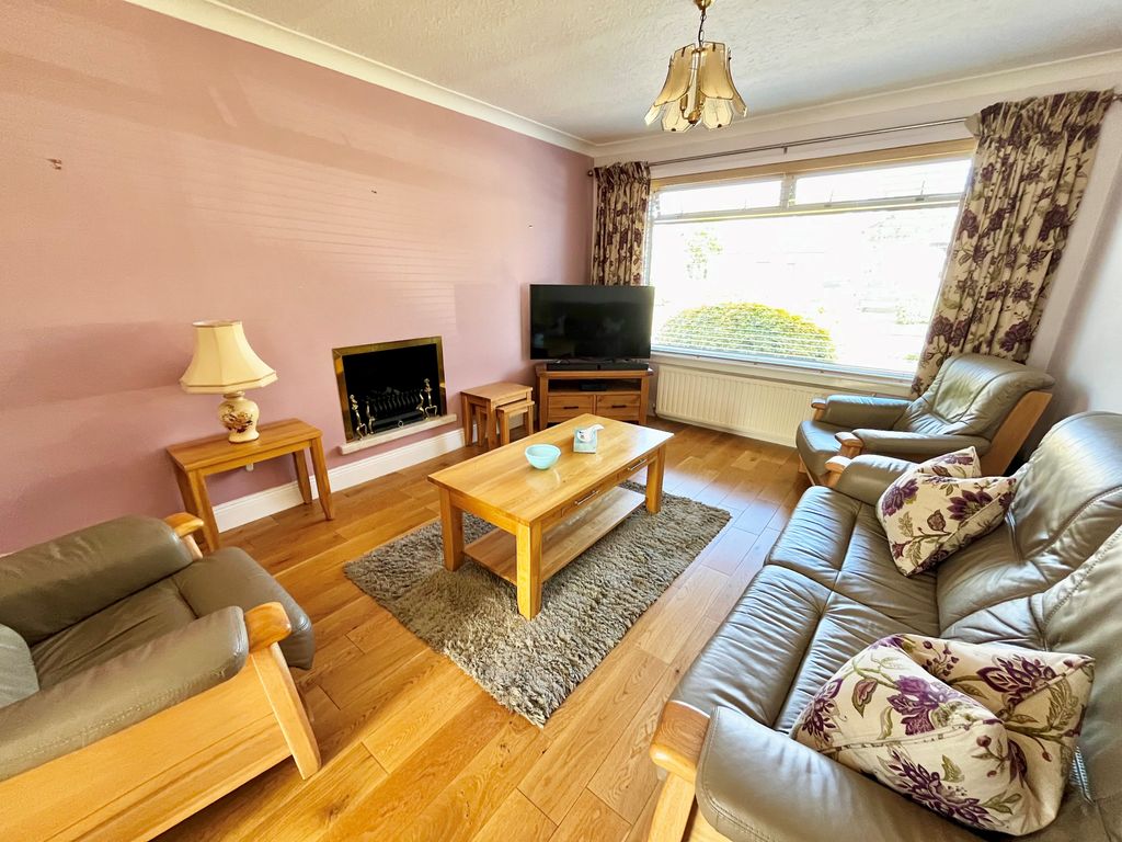Property photo 3 of 26