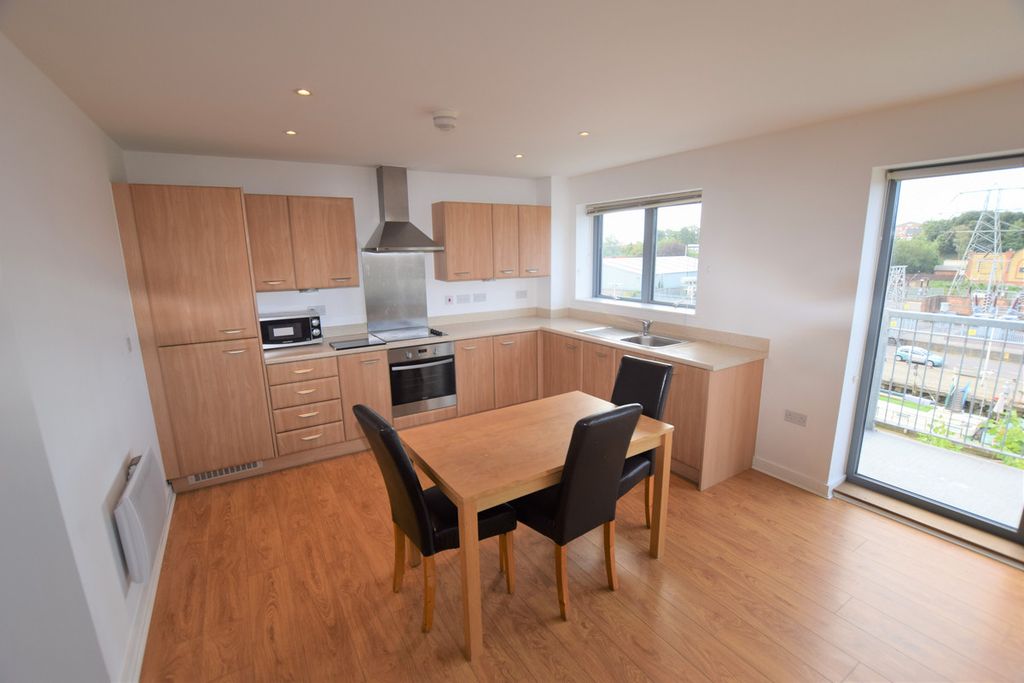 Property photo 2 of 9